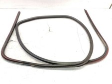 Volkswagen VW Polo Coupe 86C 2F 1.0 33kW 1986 Vorne Rechts Gummi Dichtung Tür