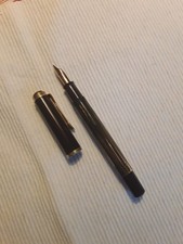 Pelikan Kolbenfüllfederhalter  K400 mit Goldfeder, braun-schildplatt gestromt