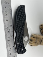 SPYDERCO AUS8 Stainless