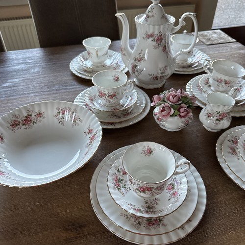 Vintage royal albert bone - albert,