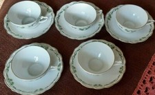 Schöne alte Mokkatassen mit