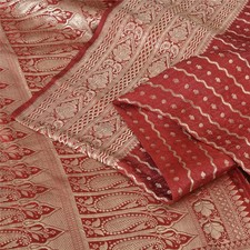 Sanskriti Vintage roter Sari