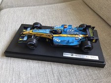 Modellauto Hot Wheels Renault F1 Team R25 Fernando Alonso M 1:18 von 2004 in OVP