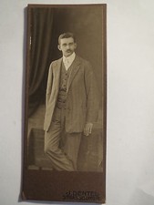 Strasbourg i. E. Standing Man