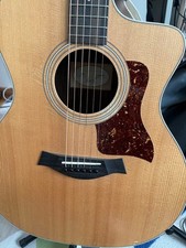 Taylor Gitarre 214ce