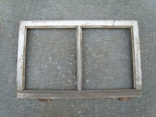 altes Fenster kleines Sprossenfenster Deko