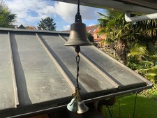 Große Schiffsglocke Messing Durchmesser ca. 11,5 cm + zwei kleineren Glocken