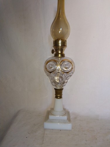 Alte tisch petroleumlampe - tisch,