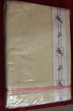 Omas Aussteuer Bettwäsche 4 teilig Weißwäsche Überschlaglaken + Kissenbezüge (1)