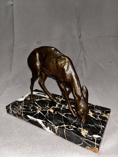 Bronze figur grasendes reh - reh, art