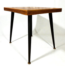 Homeworthy Mid Century Stil