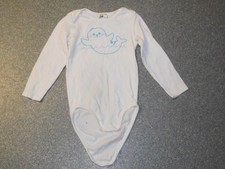 H&M Langarmbody Body langarm Gr. 98/104 Robbe