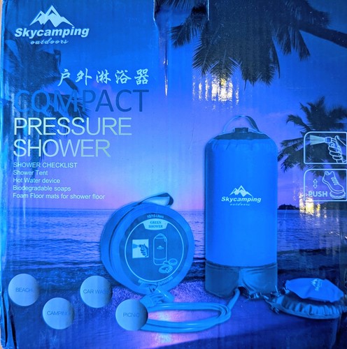 Outdoor dusche mit - outdoor-dusche, fußpumpe