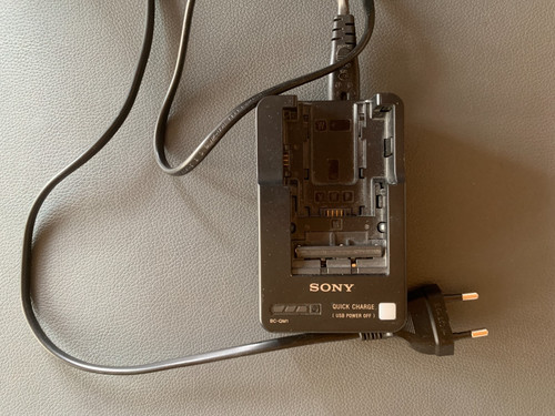 Sony quickcharger u a - sony,
