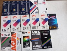 16 VHS-Videokassetten (