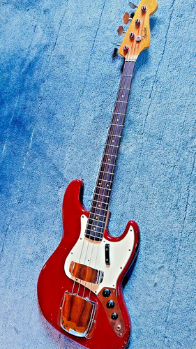 Vintage sunburst fender - sunburst, jazz