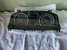 Kombiinstrument  Tacho  VW T6   7E0920871A Speedometer