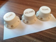 .Fender Squier Classic Vibe 50s RI Strat Guitar Knobs / 1950 Part Stratocaster