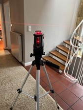 Bosch Kreuzlinienlaser Linienlaser PLL360 Telesskopstange TP320gebraucht wie neu