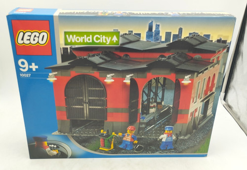 Lego 10027 train engine shed - 10027,