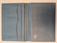 BRIEFTASCHE aus Kunststoff, blau, 5 Fächer, 12,5x17,5 cm, benutzt