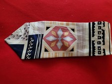 Krawatte von Versace, bunt gemustert, modern