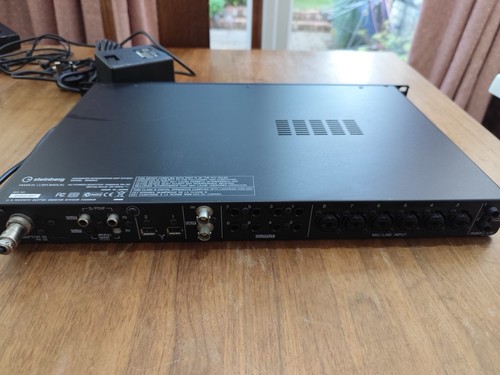 Yamaha steinberg mr816x - 8, 8