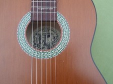 Vintage 4/4 Konzert-Gitarre