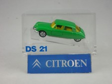 Siku Werbemodell V290 Citroen DS 21 in seltener Plastik Acryl Vitrine 132505
