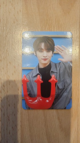 Wts stray kids lee know - wts, unlock