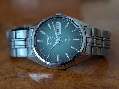 1976 vintage seiko actus - vintage,