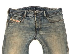 DIESEL ZATHAN HERREN JEANS – W31 L30 zatiny ruky**TOP 2025 31/30 **