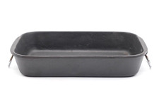 Rechteckige Auflaufform mit Griffen schwarz Bräter Gusseisen Brattpfanne
