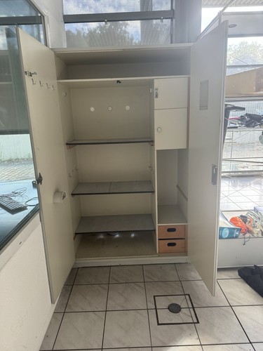 Bundeswehr schrank - bundeswehr,