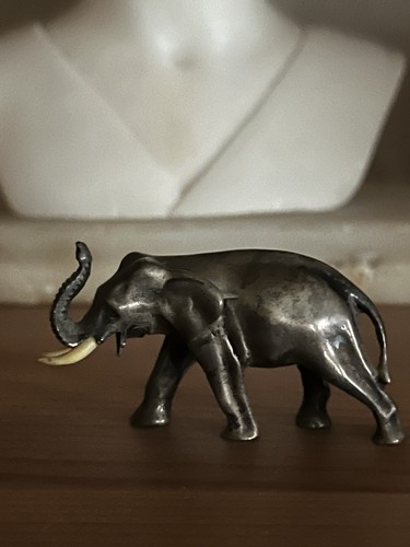 Antiker elefant glückselefant - antiker,