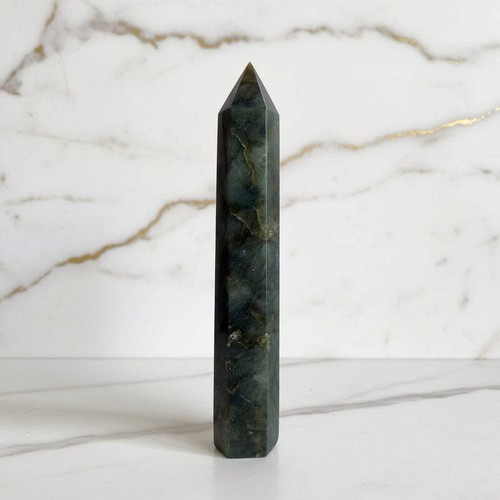 Labradorit obelisk 5cm - 15,5cm,