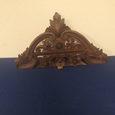 Alte Schrankkrone um 1870