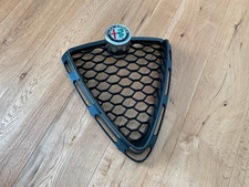 NEU&ORIG Alfa Romeo Stelvio Giulia B-TECH Nero Edizione Scudetto Kühlergrill