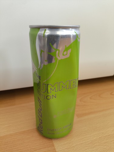 Red bull ungeöffnet - red, bull,