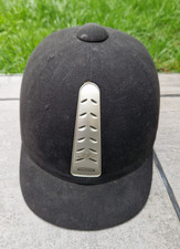 Reithelm schwarz Gr 55