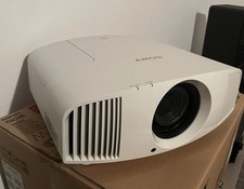 Sony VPL-VW260ES |4K Heimkino-Beamer Projektor|Natives 4K|OVP&Zubeh.