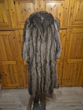 Echt Pelz Mantel Damen Waschbär Knielang Gr. ca. M TOP Zustand Handarbeit Fell