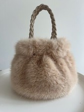 Bucket Bag Fell Tasche Beutel Kunstfell Tasche Faux Fur Puder Blush Nude NEU