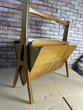 Zeitungsständer Broschüren