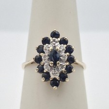 10K Gelbgold runder & Marquise Saphir mit Diamant Akzent Cluster (CP4006768)