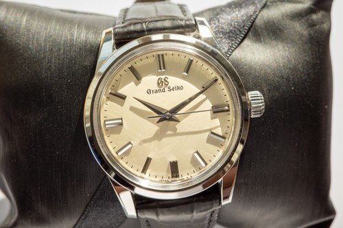 Grand seiko sbgw231 - grand,