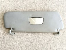 Sonnenblende hellgrau mit