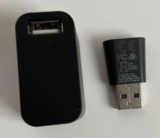 Original SteamVR HTC Vive Tracker Dongle 3.0 und Dongle Cradle