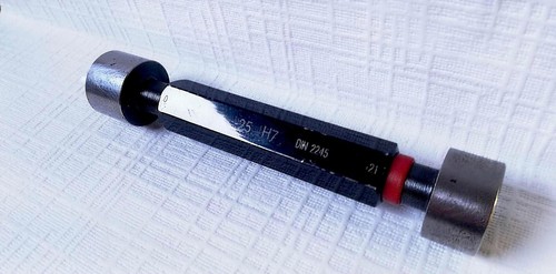Stück grenzlehrdorn - 17,