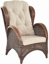 Rattan-Ohrensessel bequem und